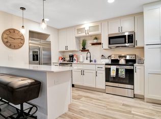 299 E Central Blvd APT 10, Cape Canaveral, FL 32920