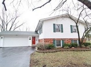 44 W Bailey Rd, Naperville, IL 60565