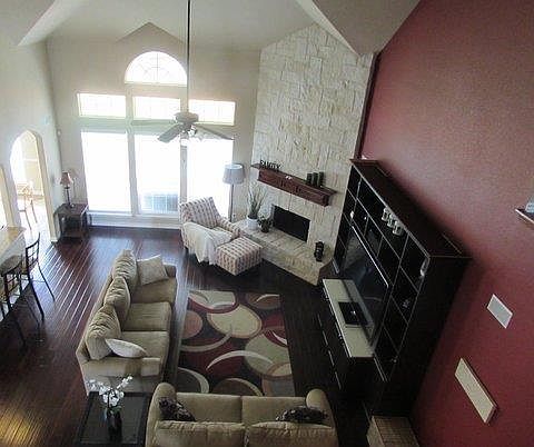 5th image of 1405 Dutch Hollow Dr