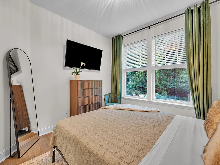 645 District Ct — Photo 15