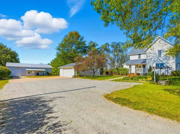 1159 Tulip Ave, Riverside, IA 52327