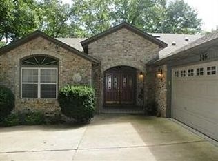 316 Holiday Island Dr, Holiday Island, AR 72631