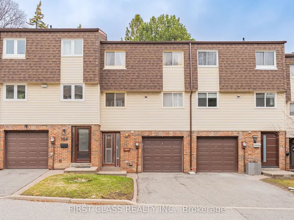 102 Jenny Wrenway, Toronto, ON M2H 2Z2