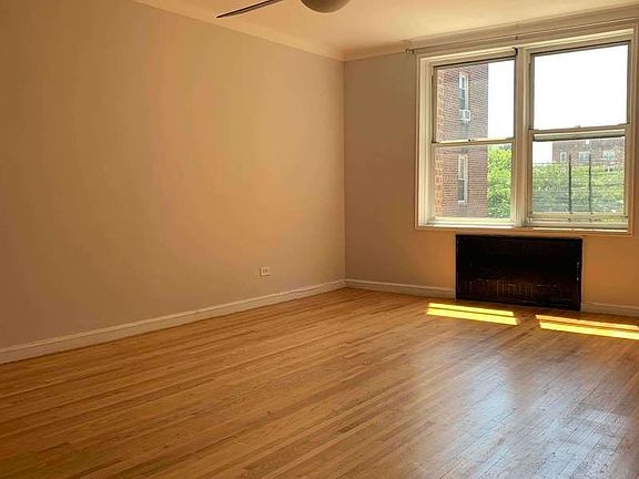 4th image of 2200 Ocean Ave #4LL