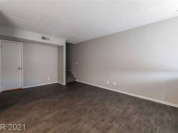 3rd image of 812 Tracey St #815