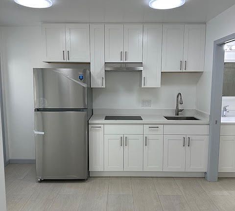 2nd image of 419 21st Ave #419