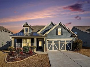 375 Plainfield St, Fayetteville, GA 30215