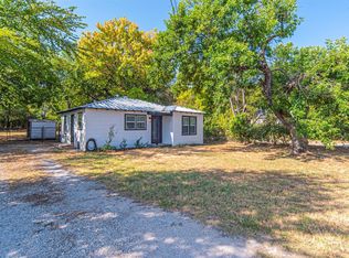 513 Main St, Bridgeport, TX 76426