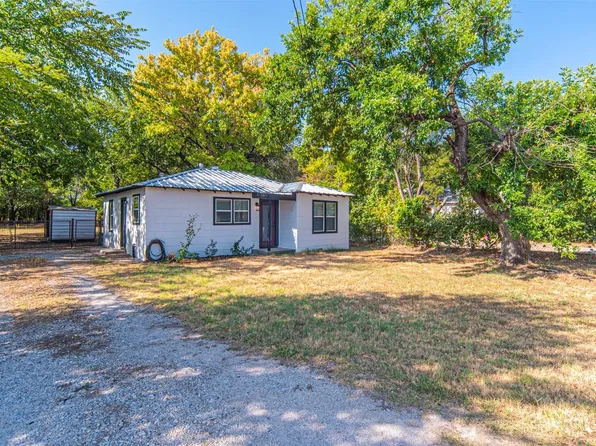 513 Main St, Bridgeport, TX 76426