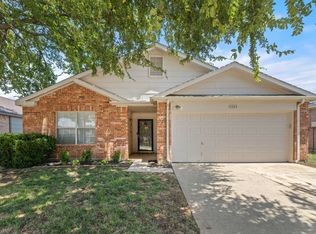 1104 Wintercreek Dr, Denton, TX 76210