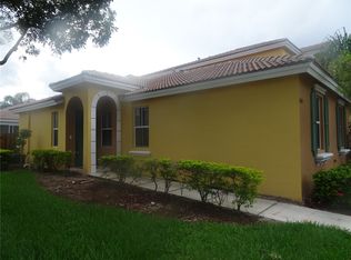 1022 NE 42nd Pl, Homestead, FL 33033