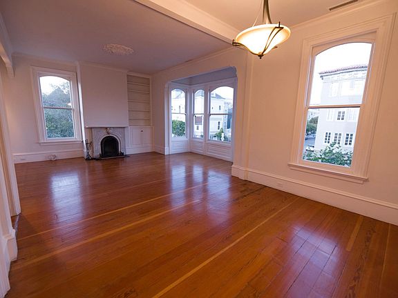 5th image of 2257 Steiner St