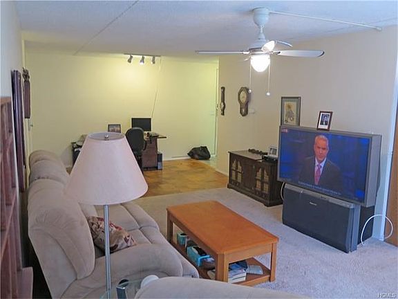 Living Room to Foyer area