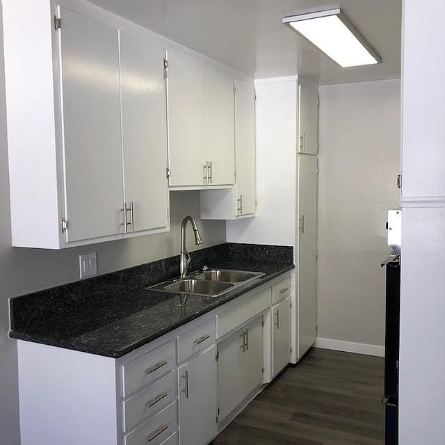 1st image of 924 W Beach Ave APT 11