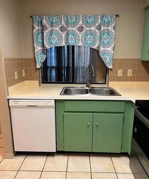 8559 Pilgrim Ct — Photo 11
