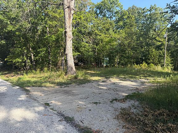 5th image of 194 Missouri Bend