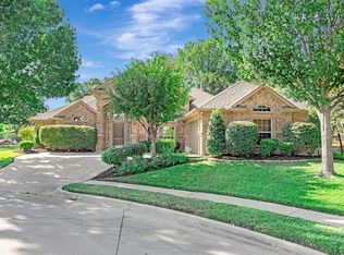6709 Brazos Bend Dr, North Richland Hills, TX 76182