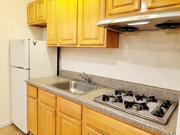 3rd image of 34-20 30th Ave #3R
