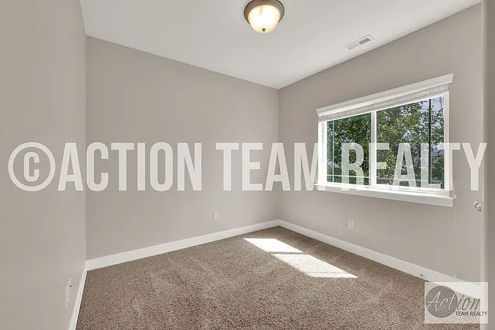 1823 N Crest Rd #1823 — Photo 15