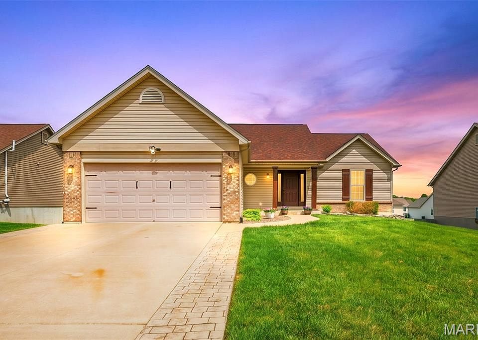 1st image of 153 Quail Creek Dr