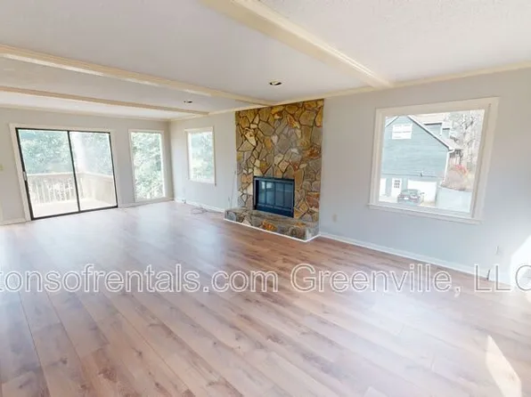 710 Stallings Rd, Taylors, SC 29687