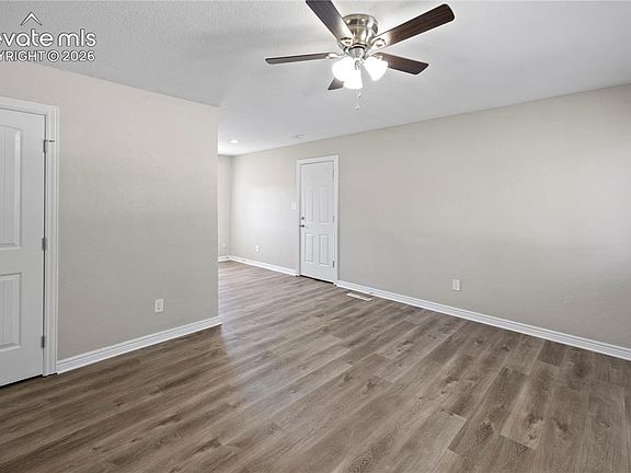 3rd image of 1717 Whitehall Rd