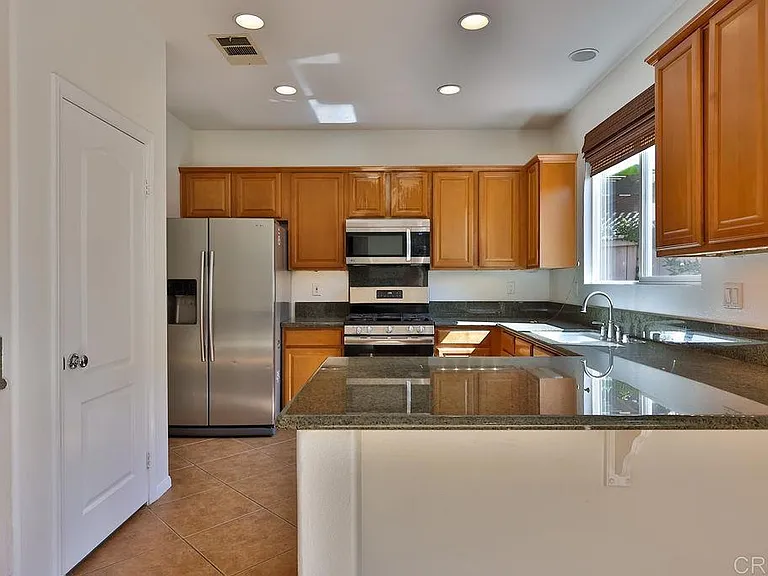 1046 Strawberry Creek St — Photo 11