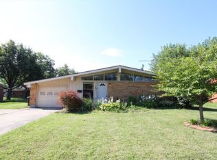 108 Brownstone Dr, Englewood, OH