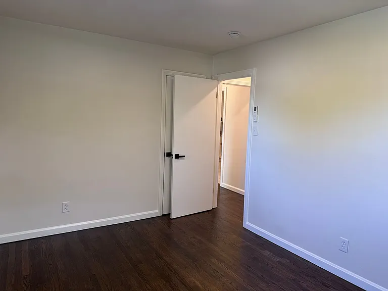 606 Dover Rd — Photo 38