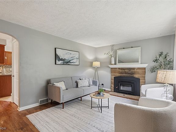 4th image of 6276 Pilot Knob Ave NE