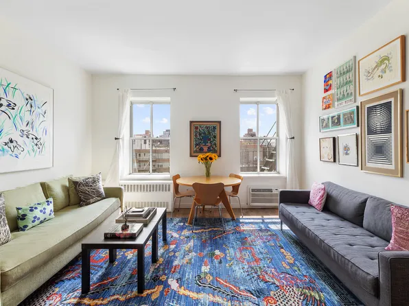 99 Bank Street image 1 of 13