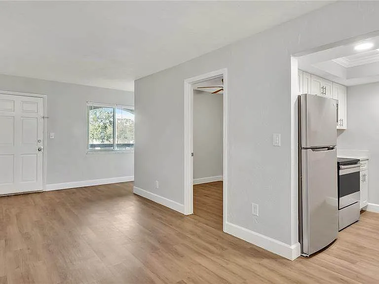 5900 22nd Ave N #6 — Photo 5