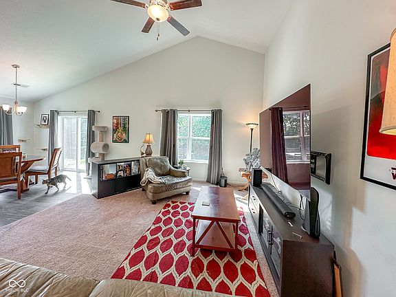 5th image of 2127 Abbey Ln