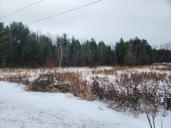 3rd image of 7238 Rideau Valley Dr S