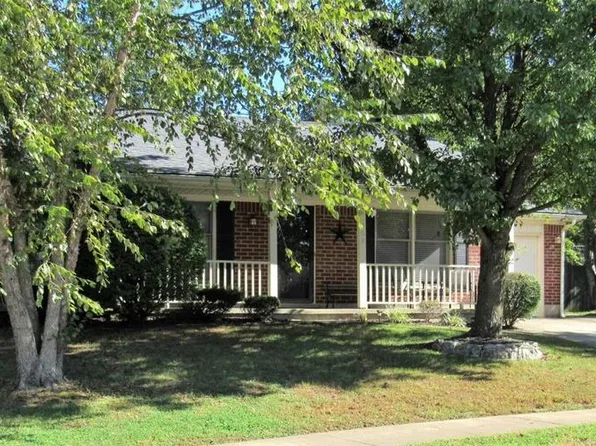 209 Silver Maple Ct, Versailles, KY 40383