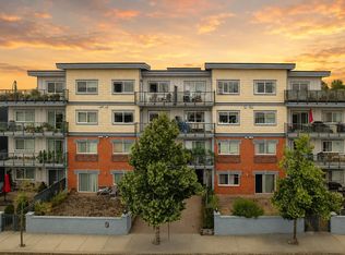 22363 Selkirk Ave #401, Maple Ridge, BC V2X 2X6