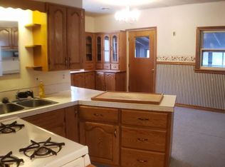 301 Division St APT 1, Ontario, WI 54651