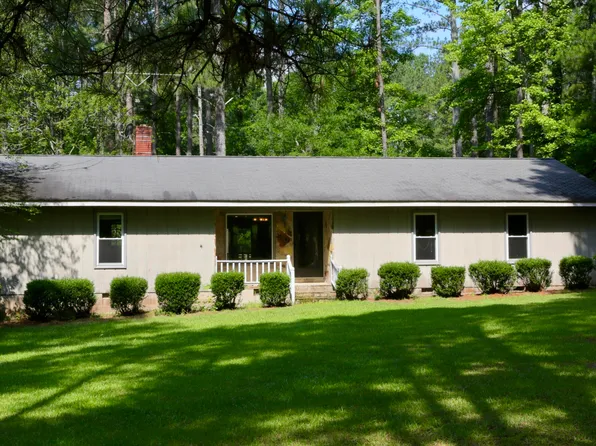 1611 Sandhill Game Mgt Road, Rockingham, NC 28379