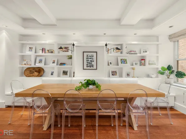 12 West 72nd Street image 5 of 15