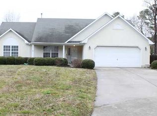 816 Indian Cedar Dr, Chesapeake, VA 23320