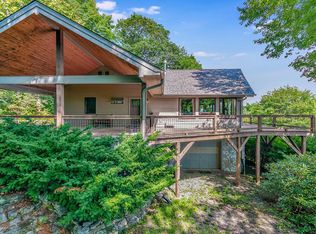 2960 Rosemount Rd, Sylva, NC 28779