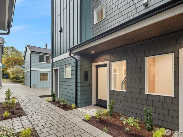 537 B N 70th Street, Seattle, WA 98103