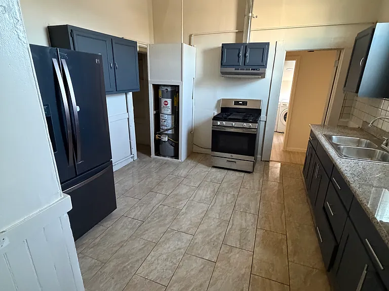 650 Sycamore St — Photo 9