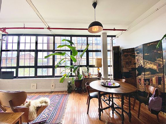 4th image of 248 McKibben St #2U