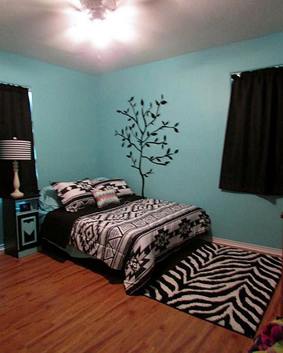 2nd image of 13440 Brian Blvd