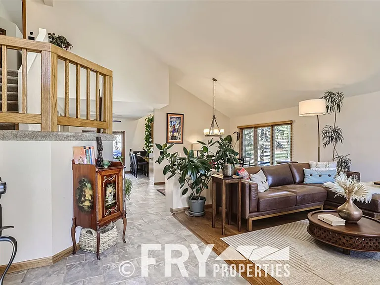 25875 Buffalo Ln — Photo 11