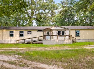 225 Mott Rd, Brookeland, TX 75931