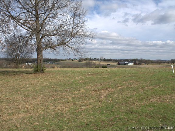 2nd image of Persimmon Rd