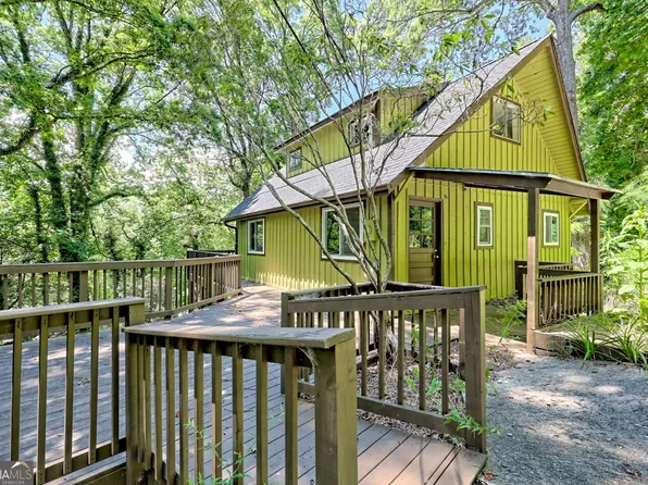 11 Electric Ave, Clayton, GA 30525