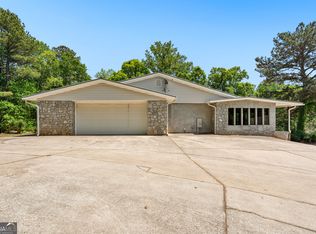 9530 Cedar Grove Rd, Fairburn, GA 30213